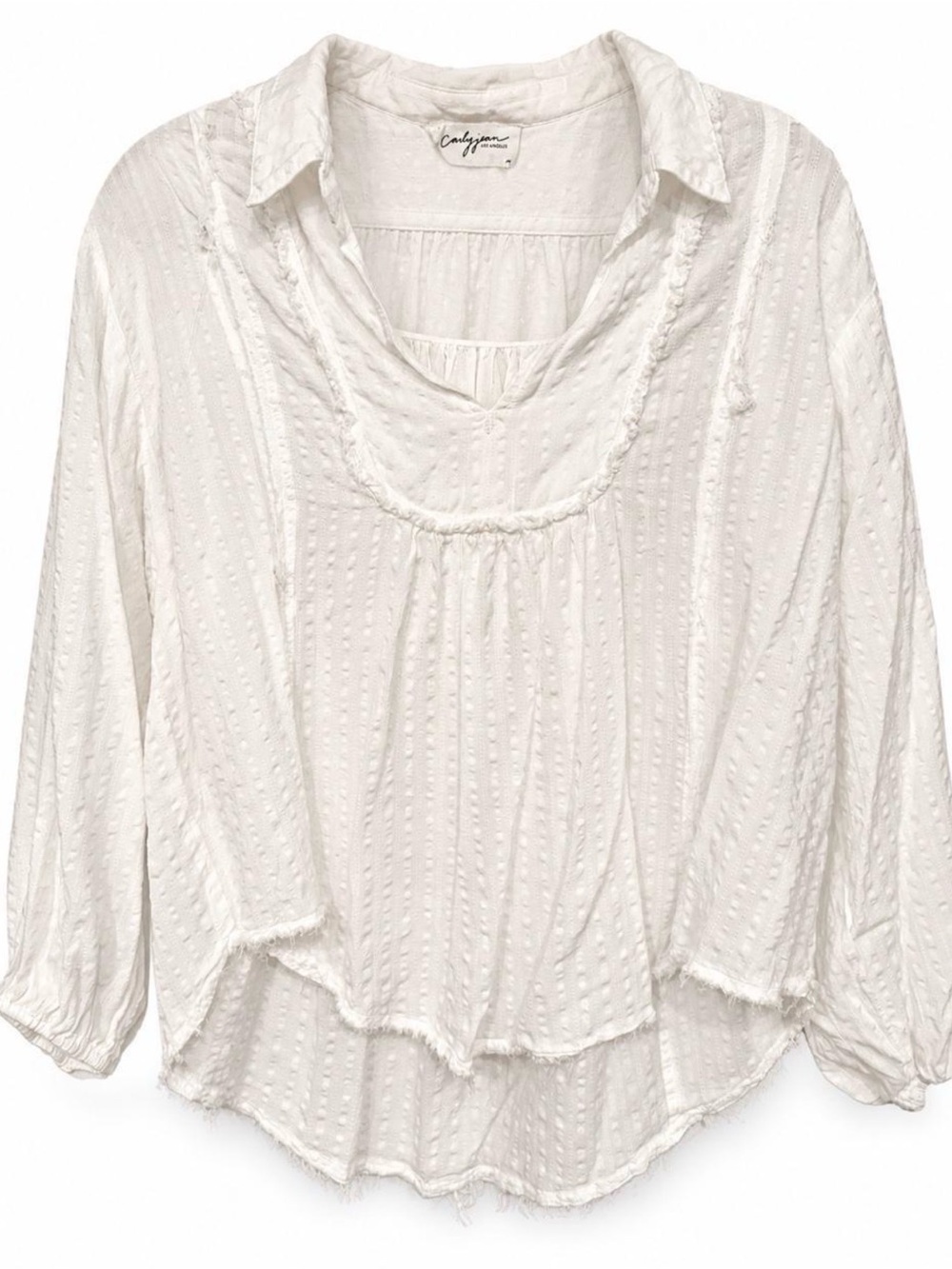 Carly Jean Los Angeles White Textured Blouse Like New
